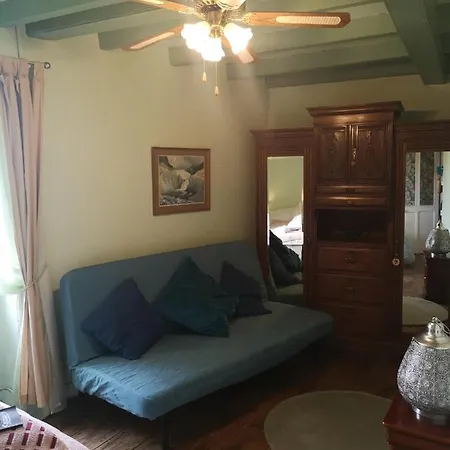 Holiday home Les Escuries. Four Bedroom Near Montmorillon, Vienne 86. Cosy, Peaceful, Beautiful. *