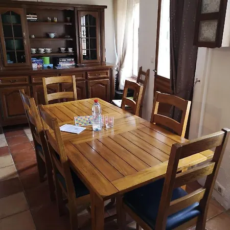 Holiday home Les Escuries. Four Bedroom Near Montmorillon, Vienne 86. Cosy, Peaceful, Beautiful.